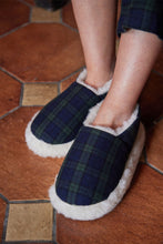 Load image into Gallery viewer, Men&#39;s Classic Slippers Flannel Green Tartan Blackwatch Lambswool Slip On Irish Gift
