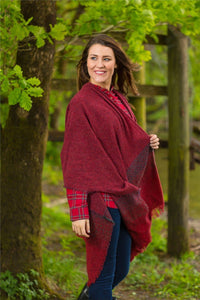 Ladies Celtic Ruana Shawl Red Irish Handwoven 85% Lambswool 15% Nylon