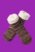 Load image into Gallery viewer, Donegal Wool Socks Knitted Fleece Lined Non Slip Unisex Purple Heather
